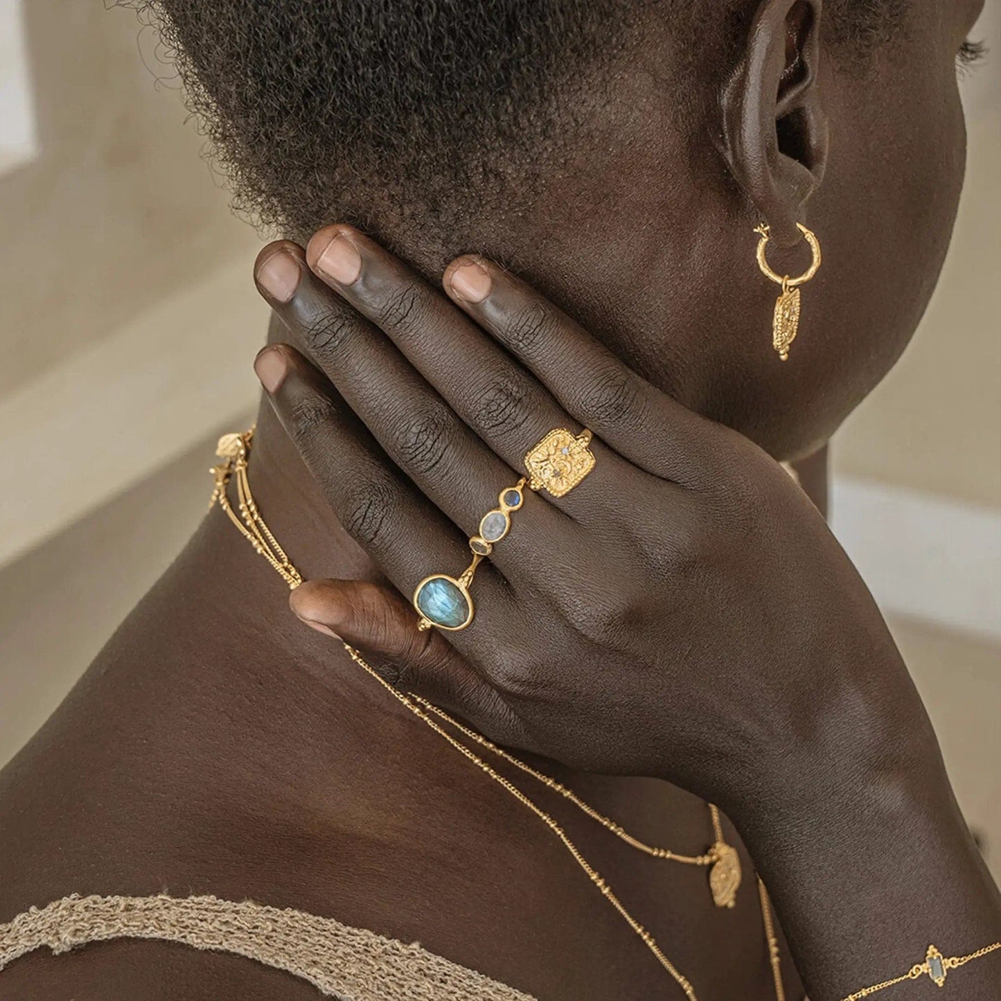Among The Stars • Ring