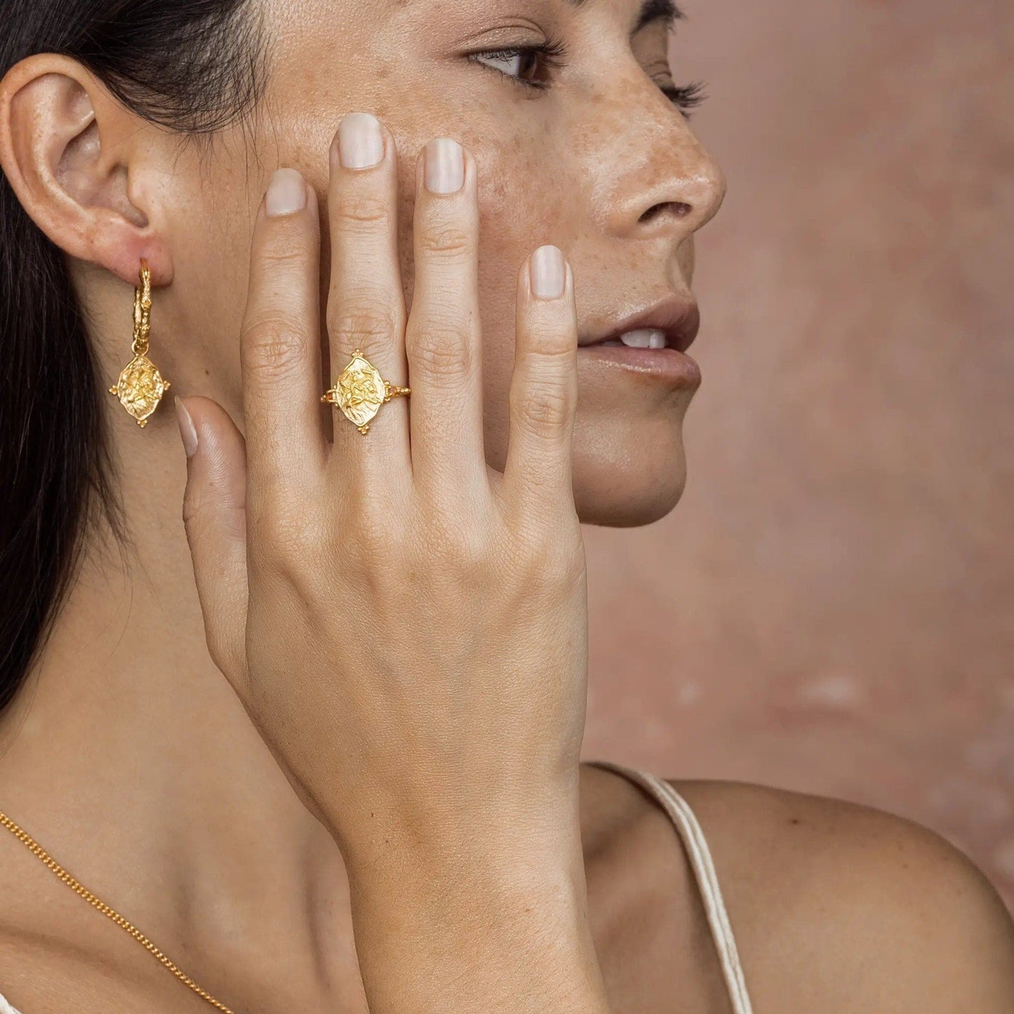 Gentle Devotion • Ring