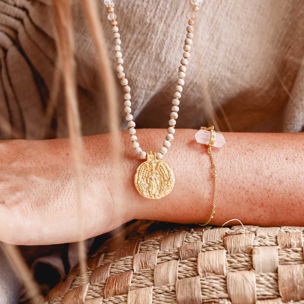 Dare to Shine Angel • Mala